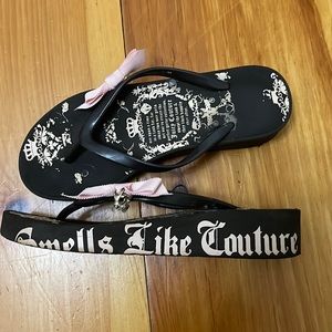 Juicy Couture flip flops
